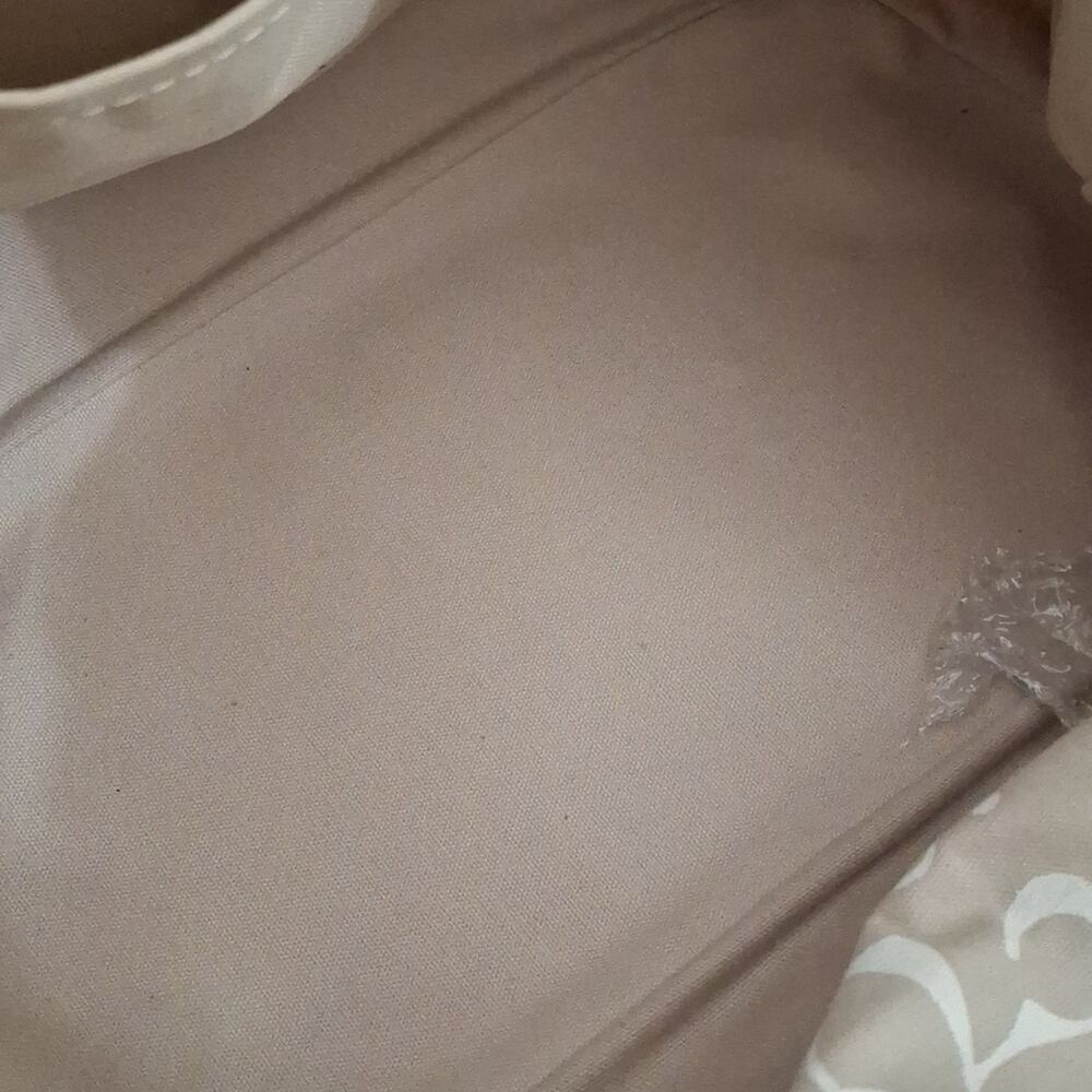 Louis Vuitton Cream Tote Bag - Picture 9 of 16